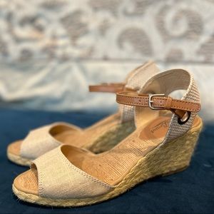 Lucky Brand espadrille wedge.